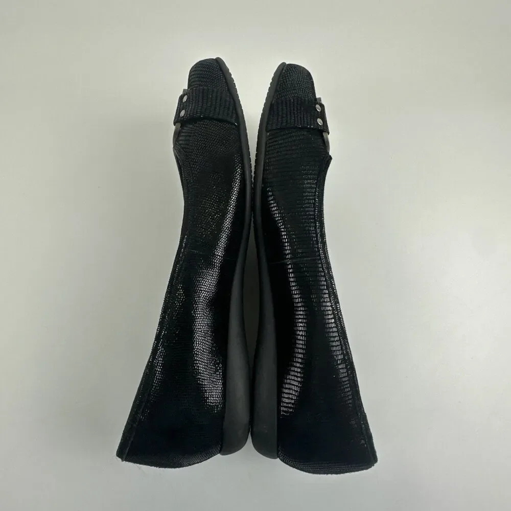 Trotters Sizzle Signature Ballet Flat Slip On Black Leather Buckle Womens 9.5 W